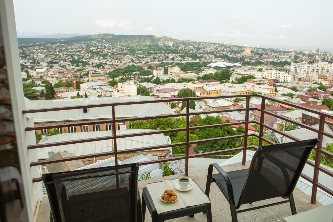 Vista Hotel Tiflis Exterior foto